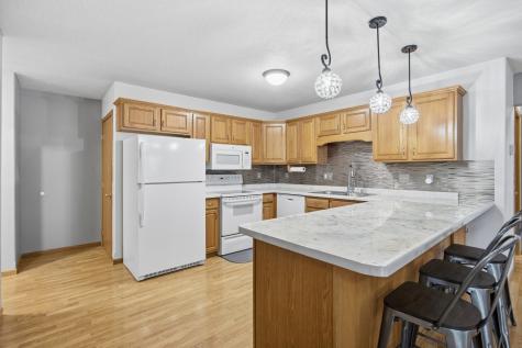 536 10th Avenue N Casselton ND 58012