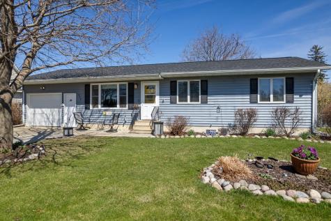 217 E Grant Street Caledonia MN 55921