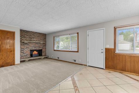 1633 Sherwood Avenue Saint Paul MN 55106