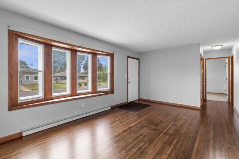 1633 Sherwood Avenue Saint Paul MN 55106