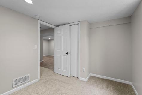 1633 Sherwood Avenue Saint Paul MN 55106