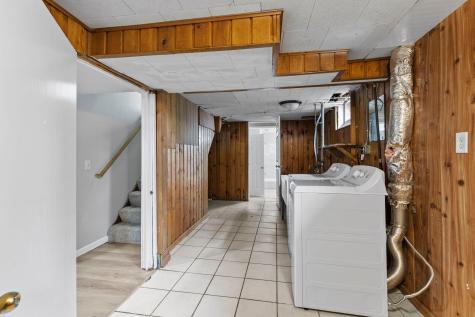 1633 Sherwood Avenue Saint Paul MN 55106