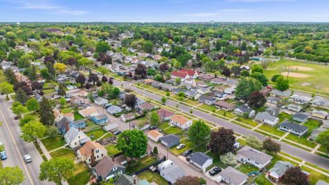 1633 Sherwood Avenue Saint Paul MN 55106