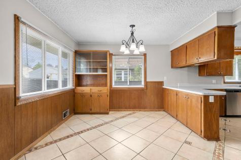 1633 Sherwood Avenue Saint Paul MN 55106