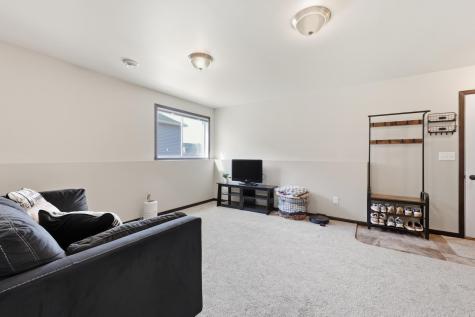 2745 10th Street W West Fargo ND 58078