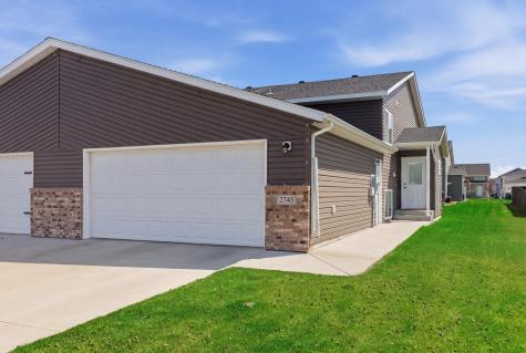 2745 10th Street W West Fargo ND 58078