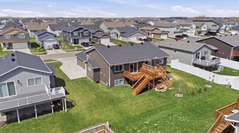 2745 10th Street W West Fargo ND 58078