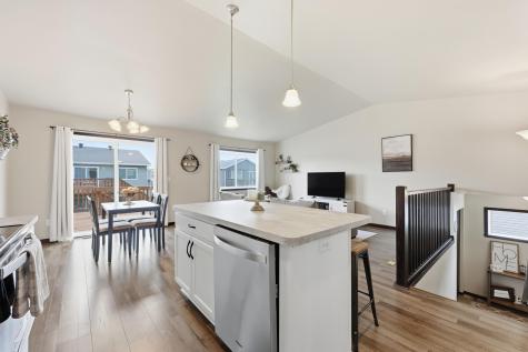 2745 10th Street W West Fargo ND 58078