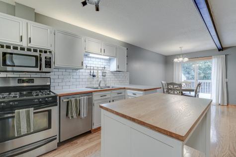 629 E 143rd Street Burnsville MN 55337