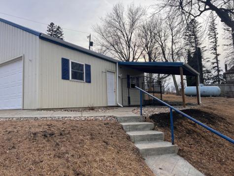 102 Grant Street S Lake Benton MN 56149