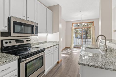 17980 Cobblestone Way Eden Prairie MN 55347