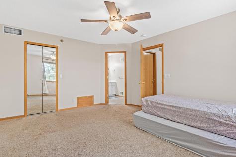 17980 Cobblestone Way Eden Prairie MN 55347