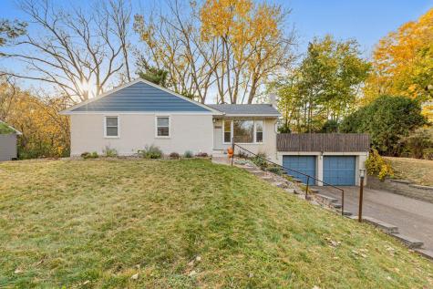 2579 Cypress Street Maplewood MN 55109