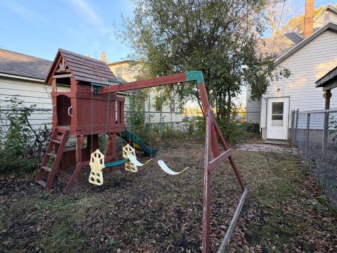 1215 6th Street S Moorhead MN 56560