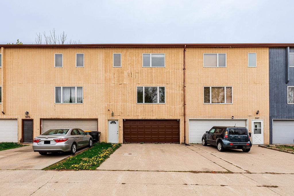 305 6th Street NW West Fargo ND 58078