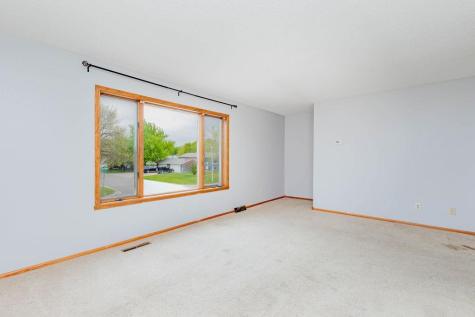 305 6th Street NW West Fargo ND 58078