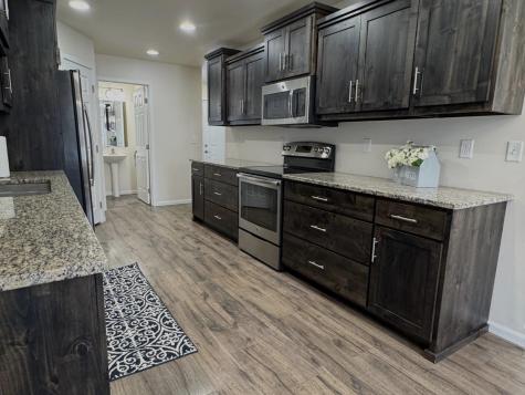 6163 Maple Valley Drive S Fargo ND 58104