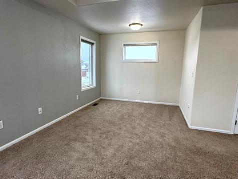 6163 Maple Valley Drive S Fargo ND 58104