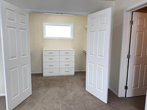 6163 Maple Valley Drive S Fargo ND 58104