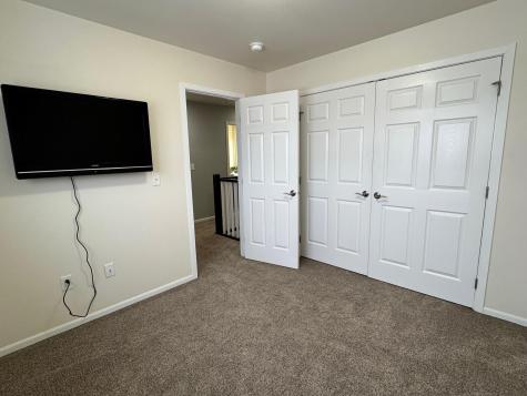 6163 Maple Valley Drive S Fargo ND 58104