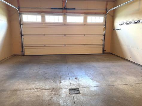 6163 Maple Valley Drive S Fargo ND 58104