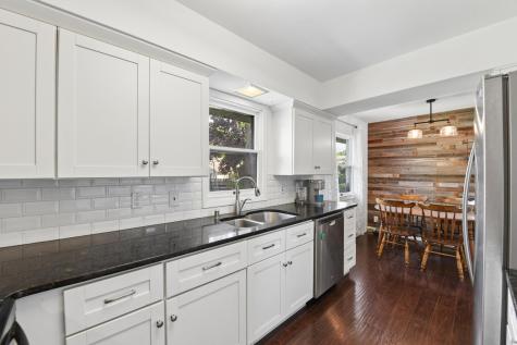 6101 Upper Afton Circle Woodbury MN 55125