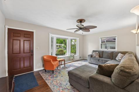 6101 Upper Afton Circle Woodbury MN 55125
