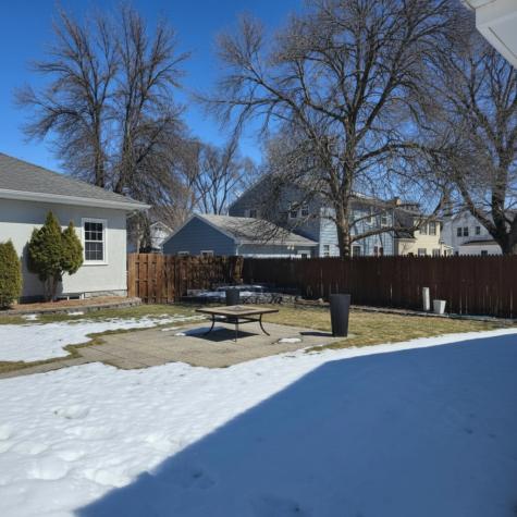 1430 9th Avenue S Fargo ND 58103