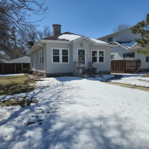 1430 9th Avenue S Fargo ND 58103