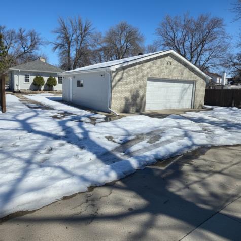 1430 9th Avenue S Fargo ND 58103