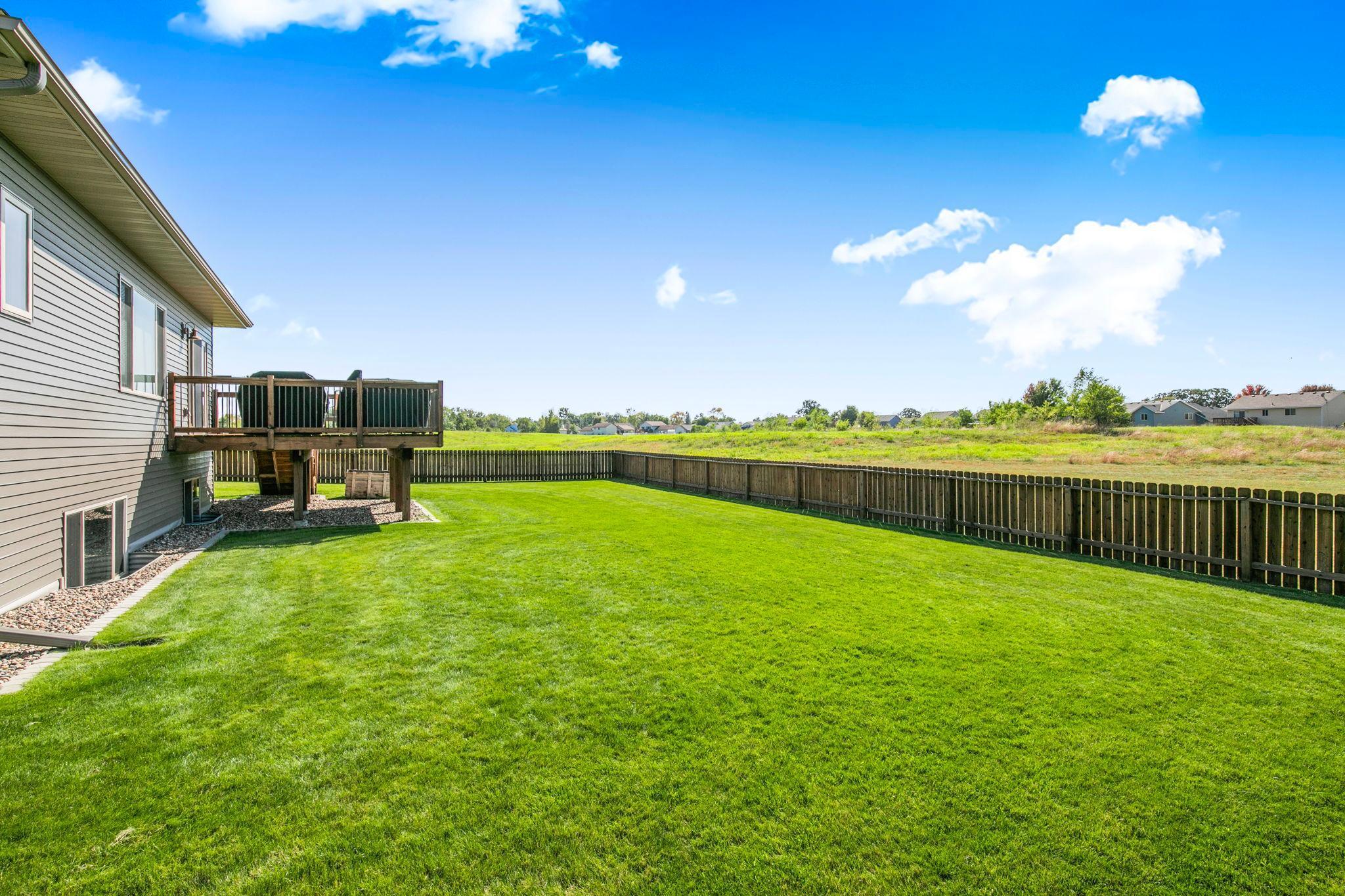 931 Waters Edge Circle Avon MN 56310