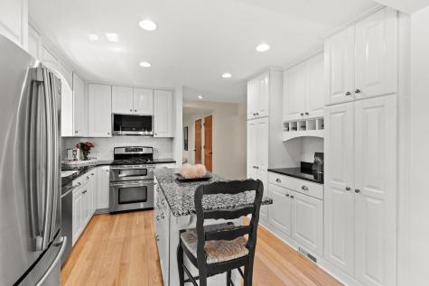 6917 W 82nd Street Bloomington MN 55438