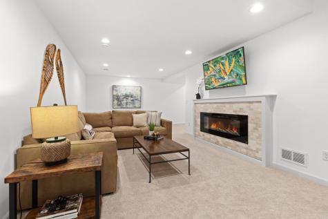 6917 W 82nd Street Bloomington MN 55438