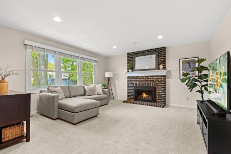 6917 W 82nd Street Bloomington MN 55438