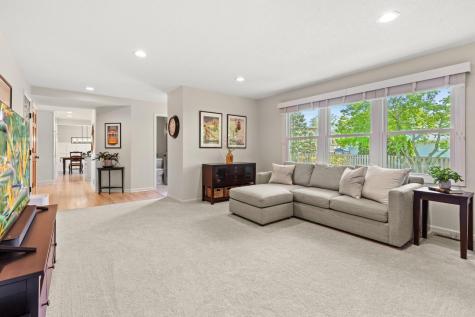 6917 W 82nd Street Bloomington MN 55438