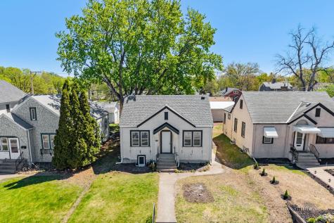 4424 Russell Avenue N Minneapolis MN 55412