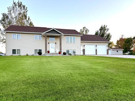 4505 36th Avenue N Fargo ND 58102