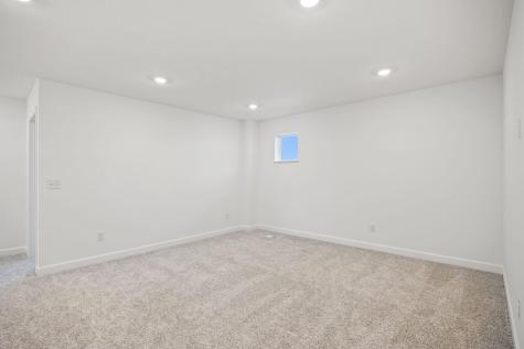18310 Gladiator Drive Lakeville MN 55068