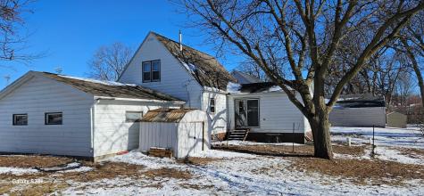 384 5th Street SW Wells MN 56097