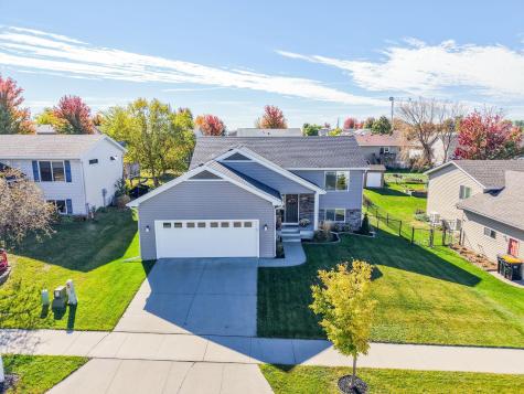 5788 51st Street NW Rochester MN 55901