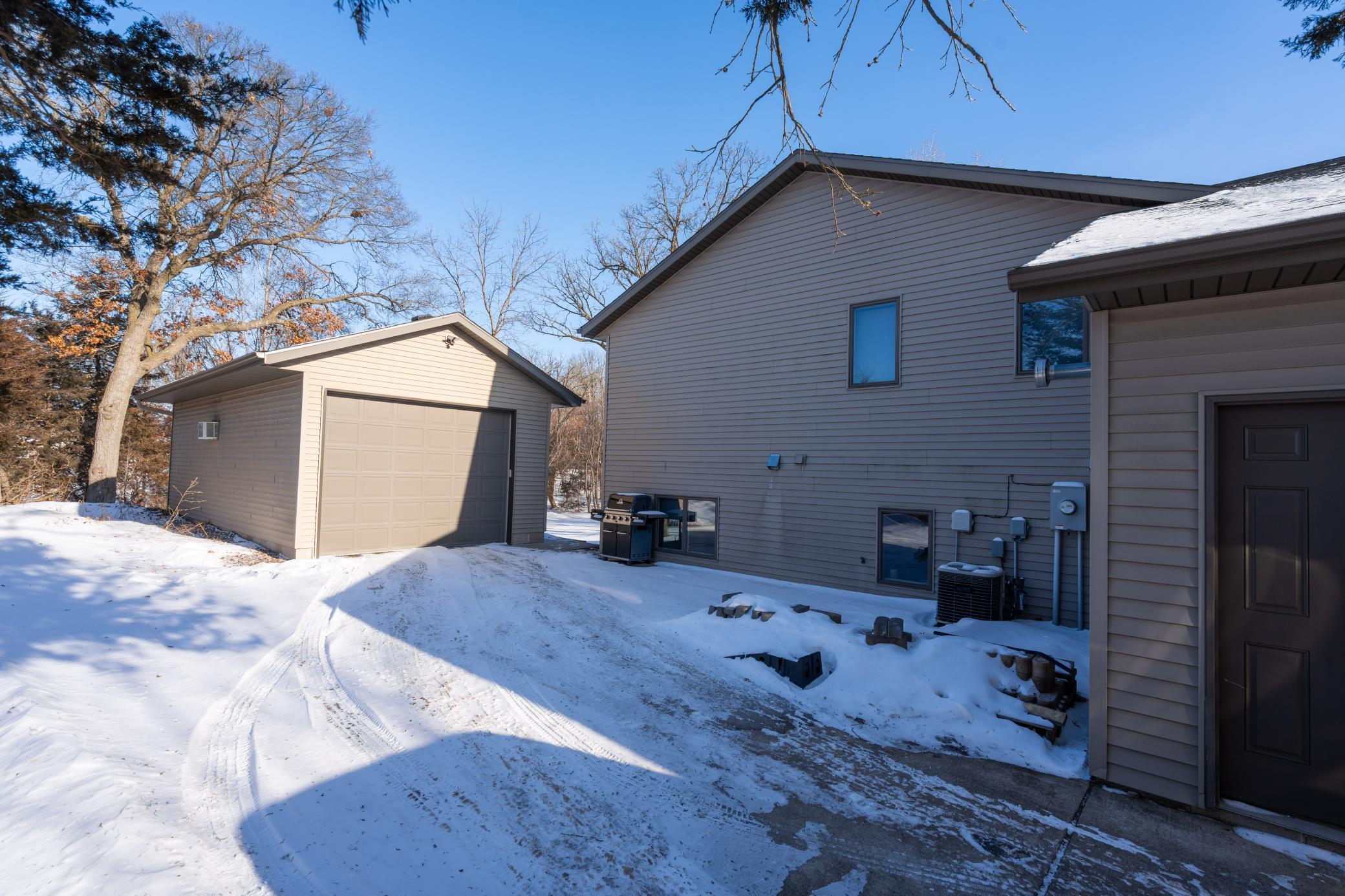 13594 Jesse Street Becker MN 55308
