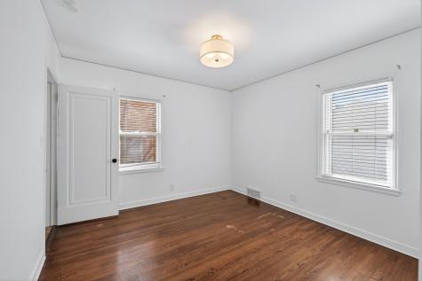 930 Hawthorne Avenue E Saint Paul MN 55106