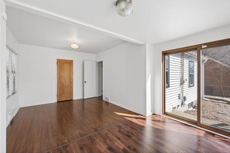 930 Hawthorne Avenue E Saint Paul MN 55106