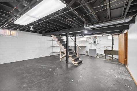 930 Hawthorne Avenue E Saint Paul MN 55106