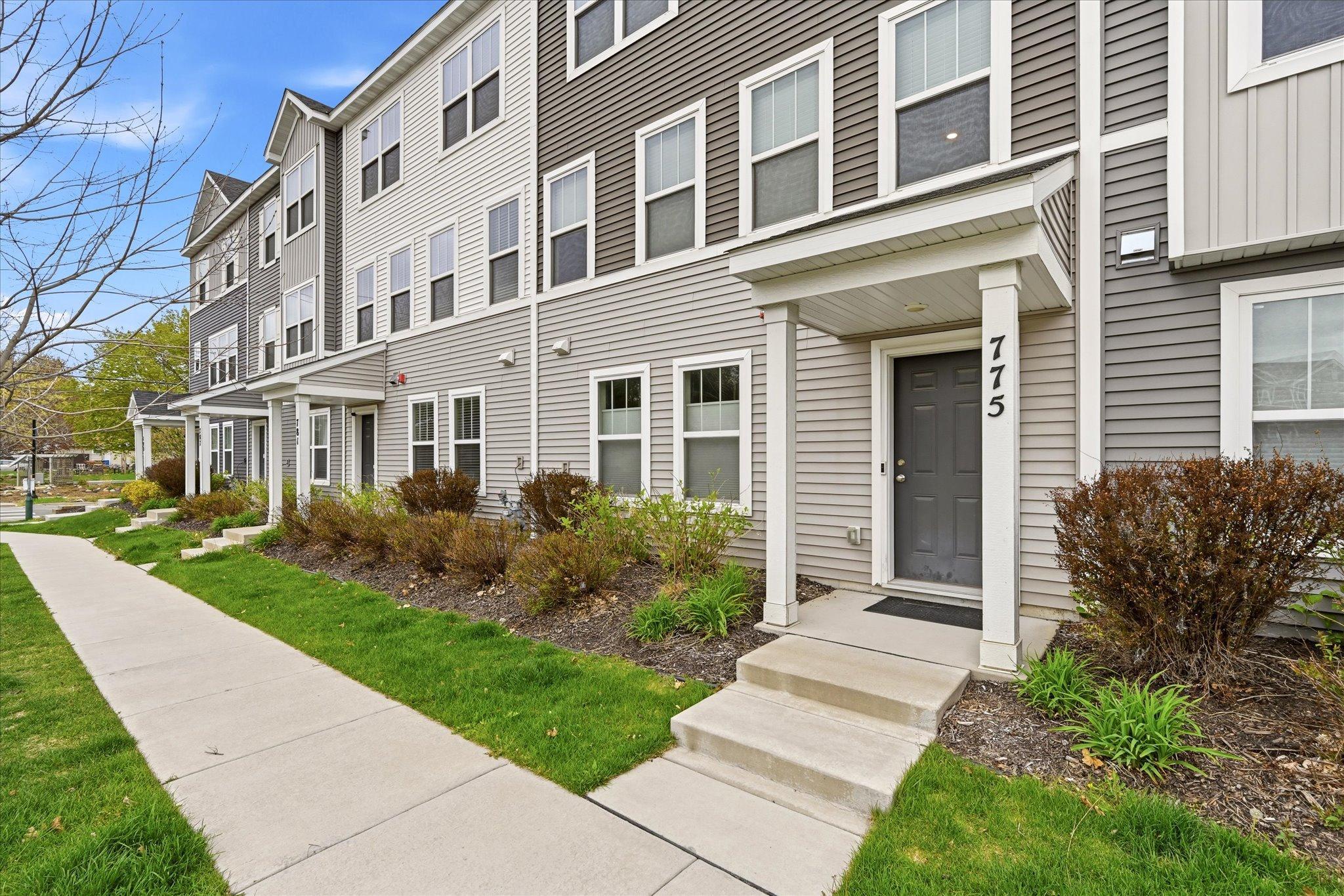 775 Midtown Lane New Brighton MN 55112