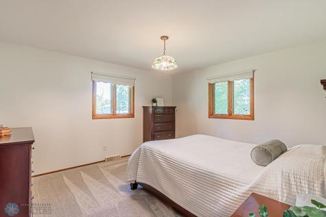 4109 41st Avenue S Moorhead MN 56560