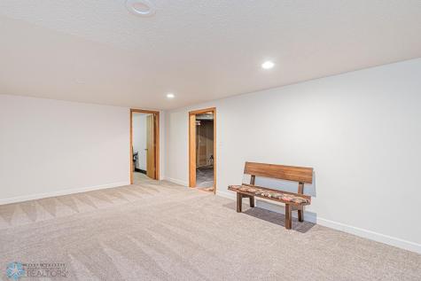 4109 41st Avenue S Moorhead MN 56560