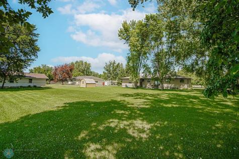 4109 41st Avenue S Moorhead MN 56560