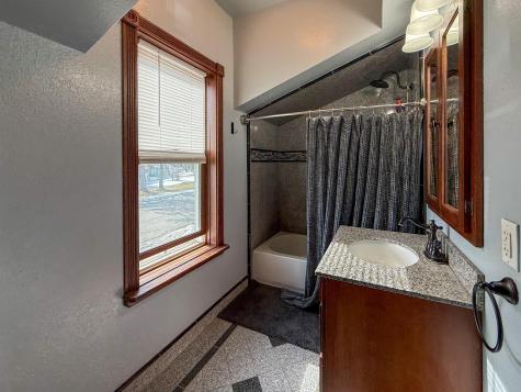 807 21st Street NW Bemidji MN 56601
