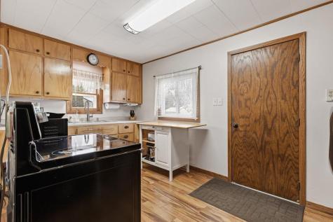105 E Mcquestion Street Ghent MN 56239